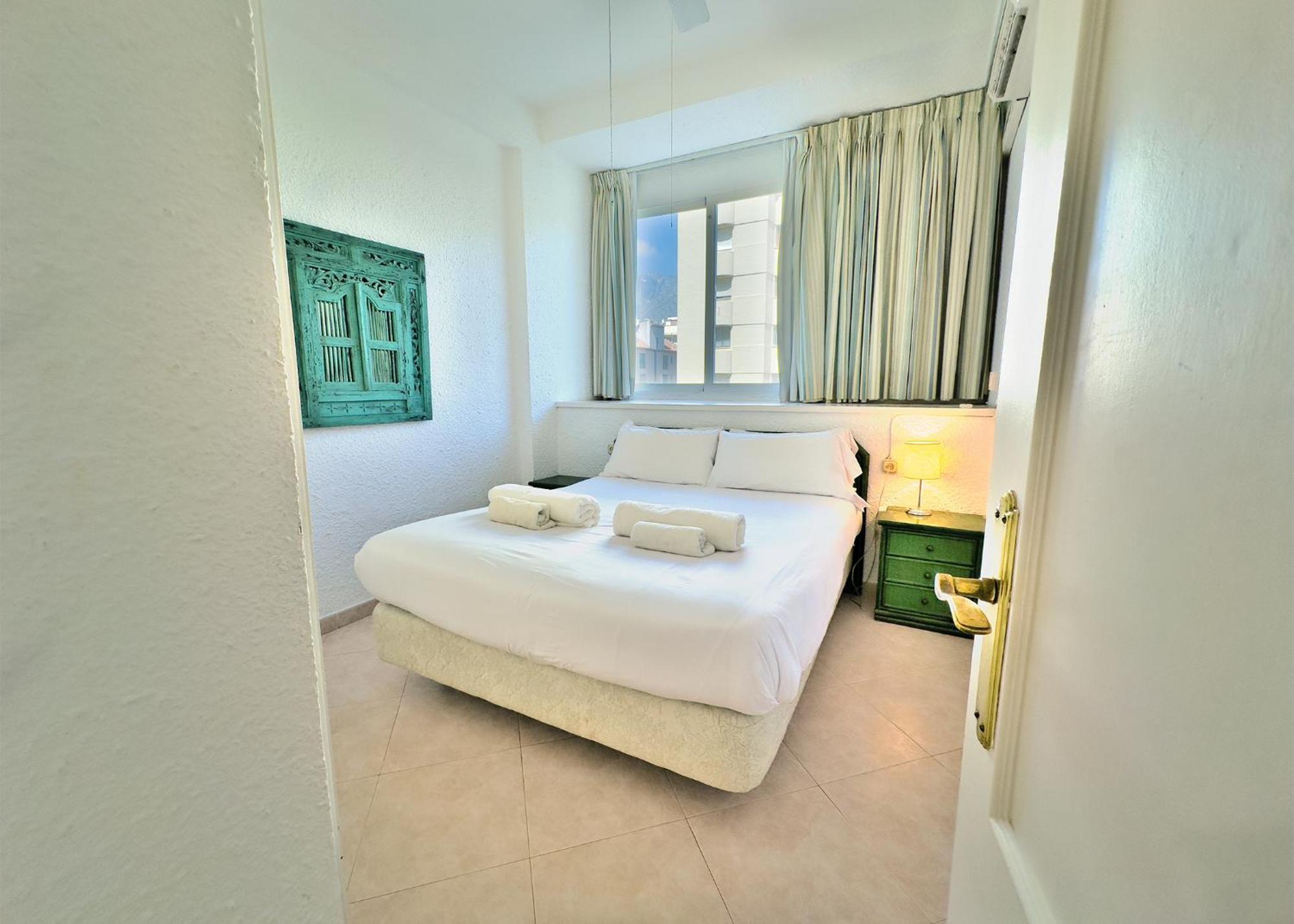 Appartement Skol 335. Fantastic Beachfront Facing South. Marbella