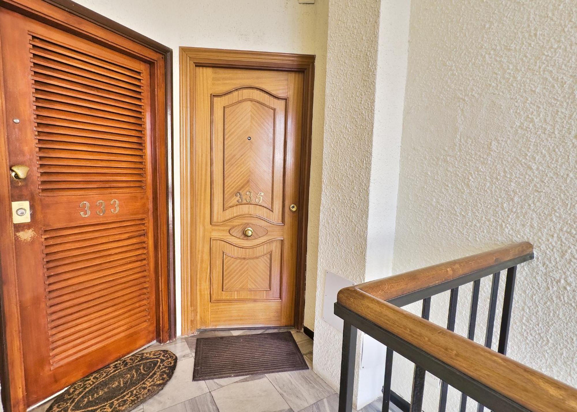 Appartement Skol 335. Fantastic Beachfront Facing South. Marbella